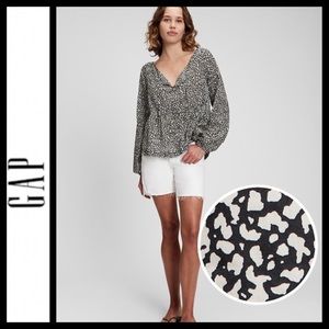 NWT GAP Printed Peplum Top